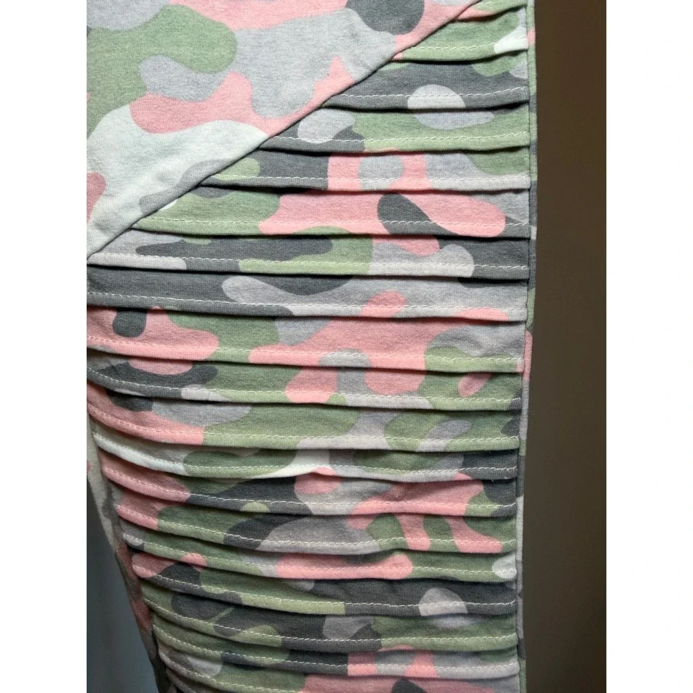Charlie Paige Pink Green Camo Moto Ribbed Knee Leggings Women Medium
